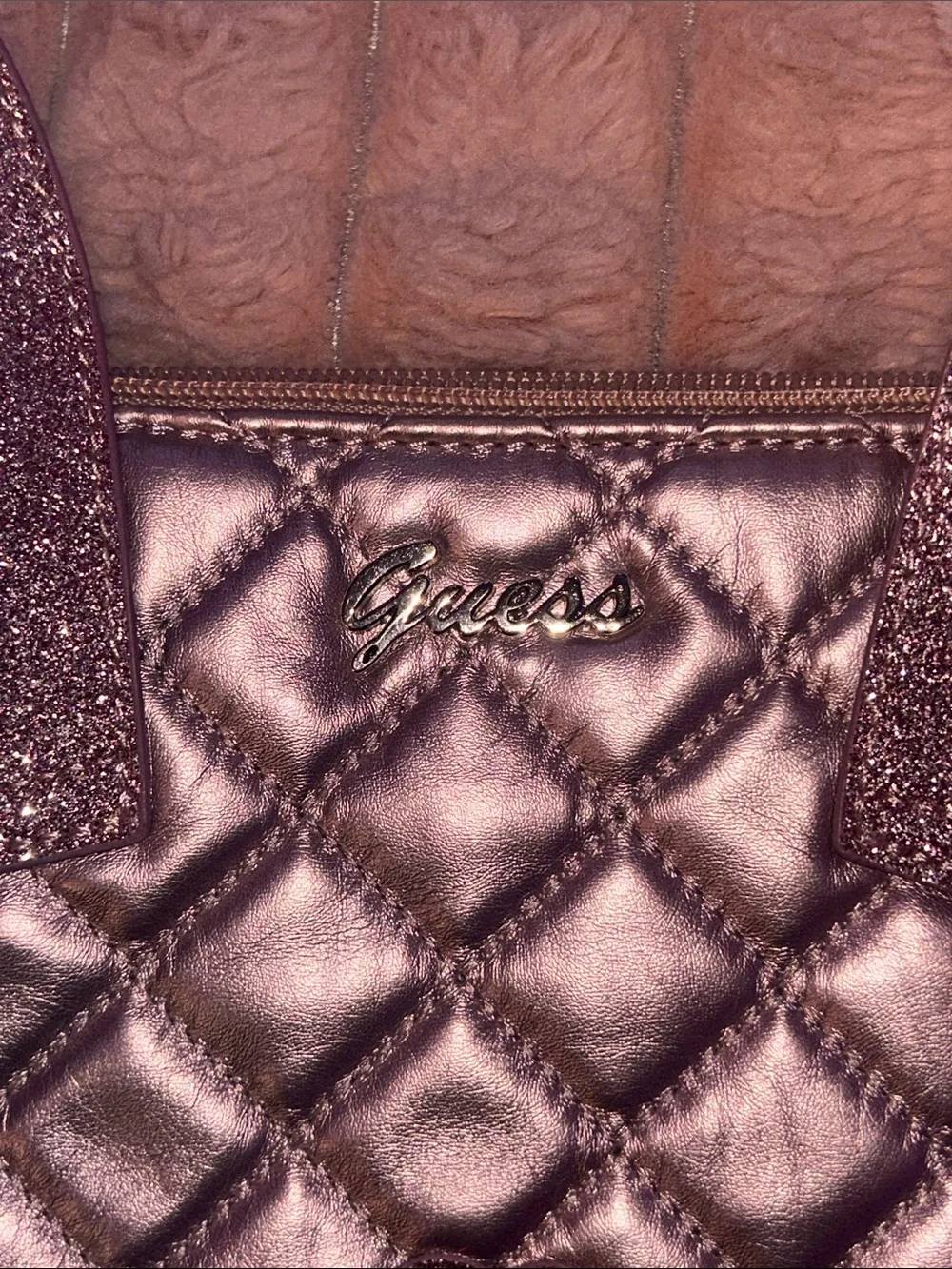 GUESS Quilted Metallic Bunny Ear Wristlet - Pink